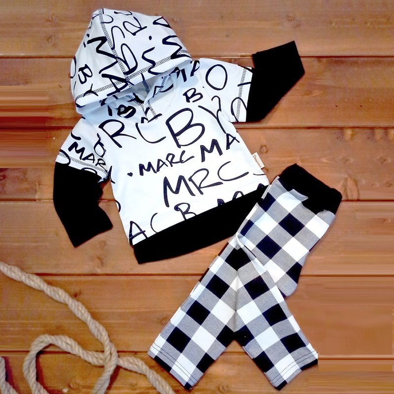 Костюм для мальчика Буквы, белый Дашенька арт.1539/140/138 оптом_фото1