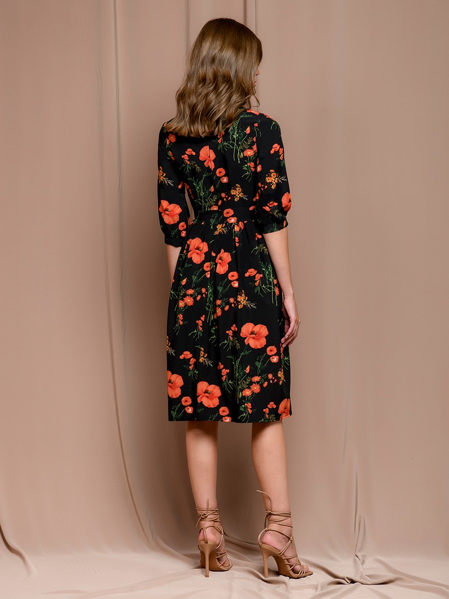Платье черное длины миди с крупным цветочным принтом и рукавами 3/4 1001DRESS арт.0142101-01533BP оптом_фото3