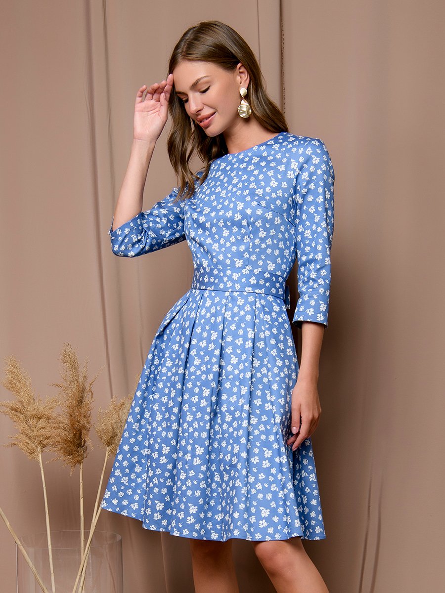 Платье голубое длины мини с мелким цветочным принтом и рукавами 3/4 1001DRESS арт.0122001-01369LB оптом_фото1